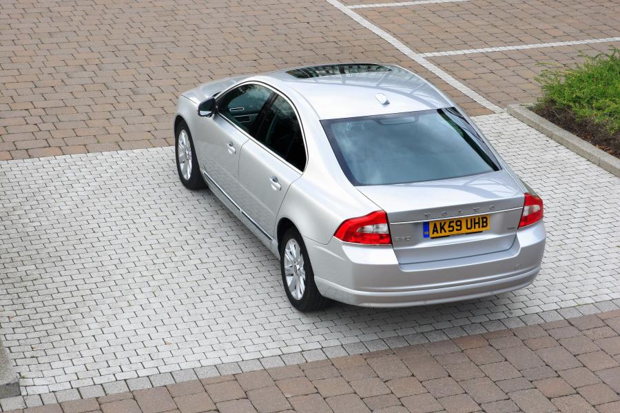  Volvo S80 2009 года  (фото 53 из 76)